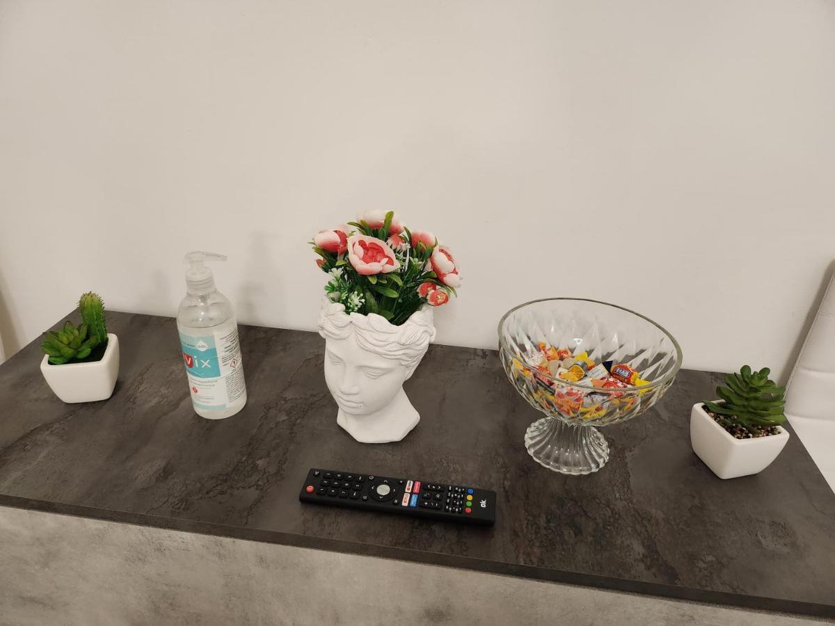 Sweet Night In Bariアパートメント エクステリア 写真